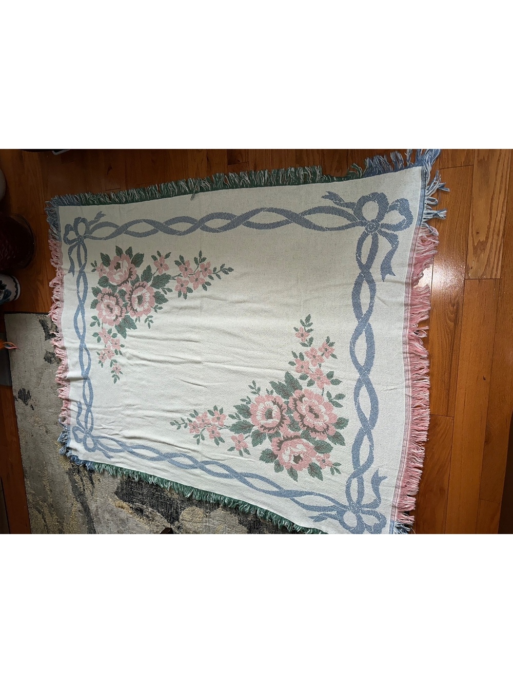 VTG Crown Crafts Fieldcrest Woven Grandmacore Throw Blanket 51 x 65